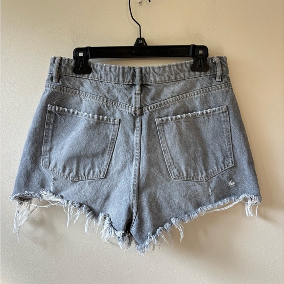 Zara Light Gray Denim Jean Shorts - Picture 7 of 7